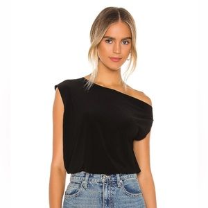 Drop shoulder top